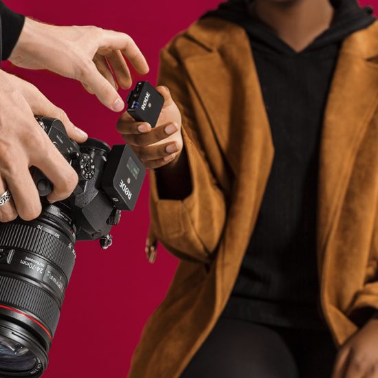 worlds-smallest-wireless-microphone-system-Rode-Wireless-Go